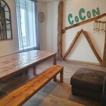 Апартаменти Bienvenue Chez Les Ch'Oups Le Cocoon Ла-Бурбуль Екстер'єр фото